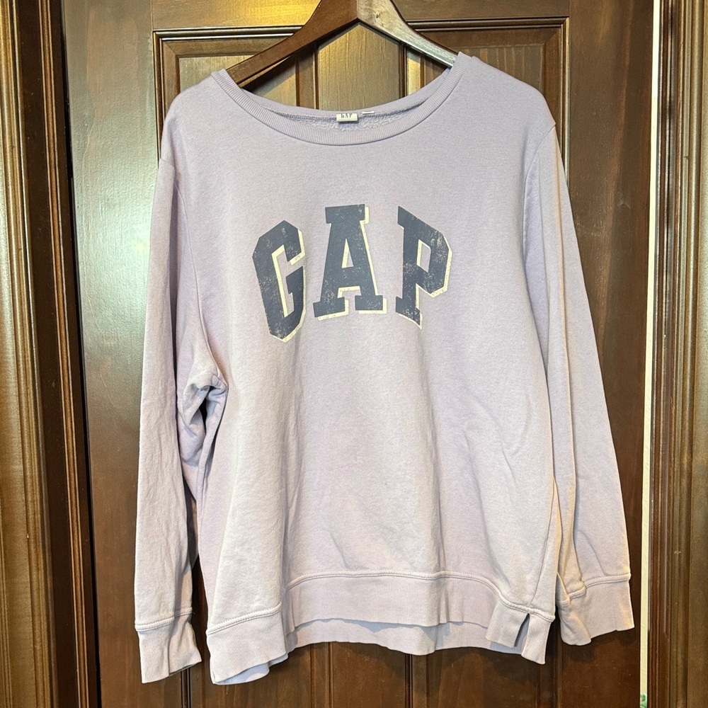 GAP Light Purple Sweatshirt with Logo